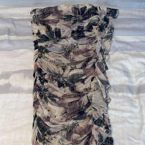 Charlotte Russe Short Strapless Body Con Dress Size Small - Picture 1 of 2